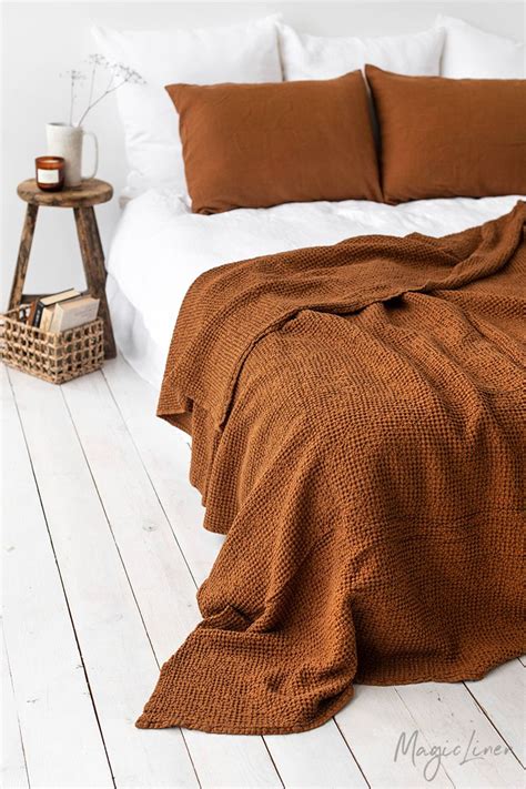 How to Incorporate a Magic Linen Waffle Blanket into Your Interior Design